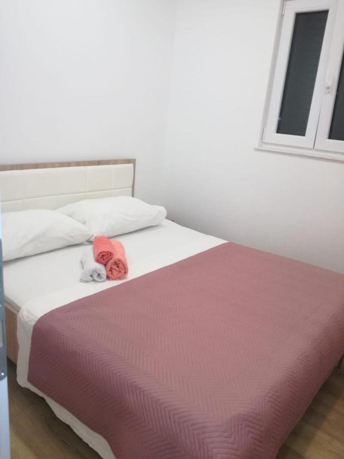Duće Apartmani Ivica Martic מראה חיצוני תמונה